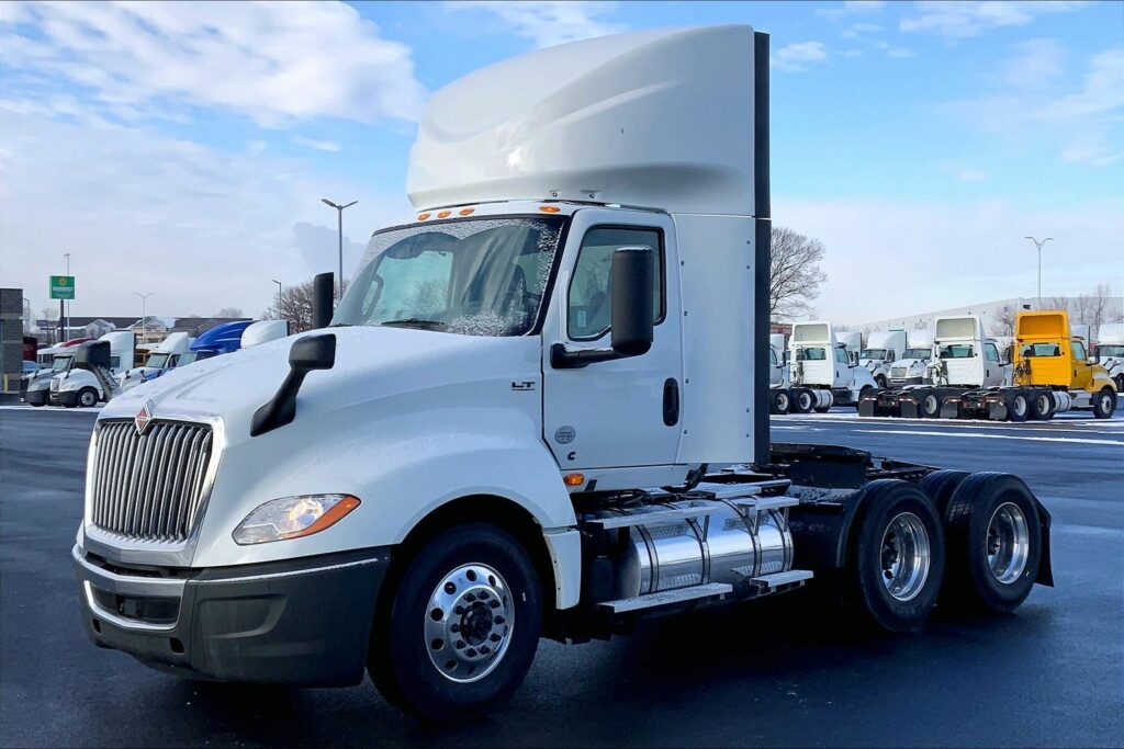 2020 CUM LT625 6×4 Day Cab