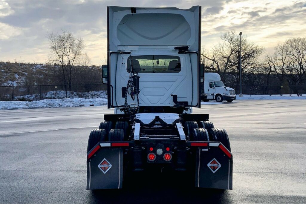 2020 CUM LT625 6×4 Day Cab