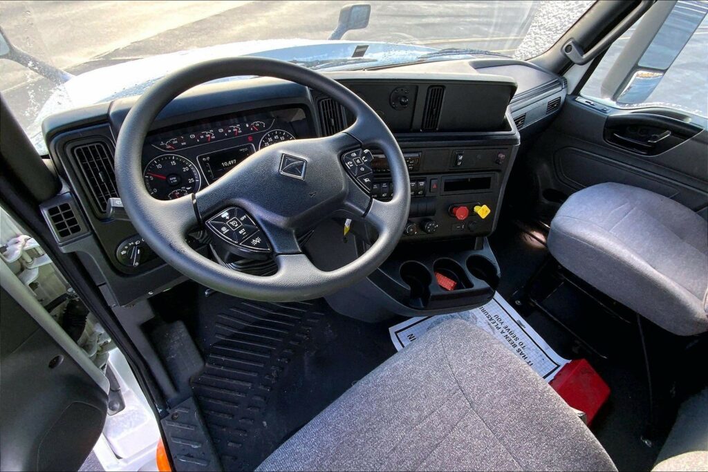 2020 CUM LT625 6×4 Day Cab