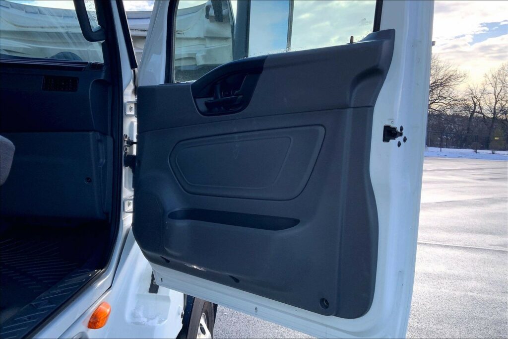 2020 CUM LT625 6×4 Day Cab