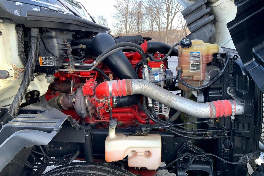 2020 CUM LT625 6×4 Day Cab