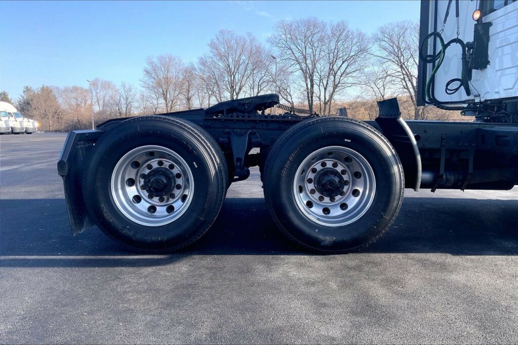 2020 CUM LT625 6×4 Day Cab