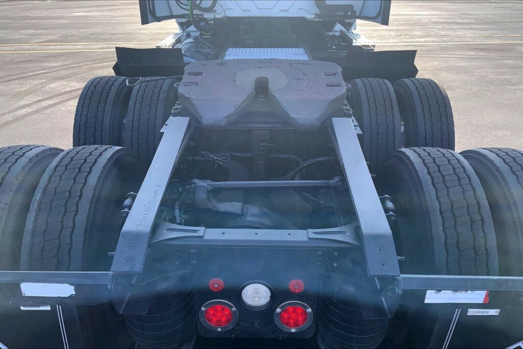 2020 CUM LT625 6×4 Day Cab