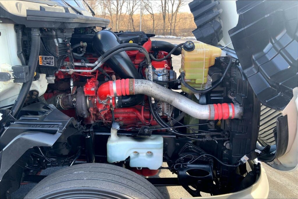 2020 CUM LT625 6×4 Day Cab