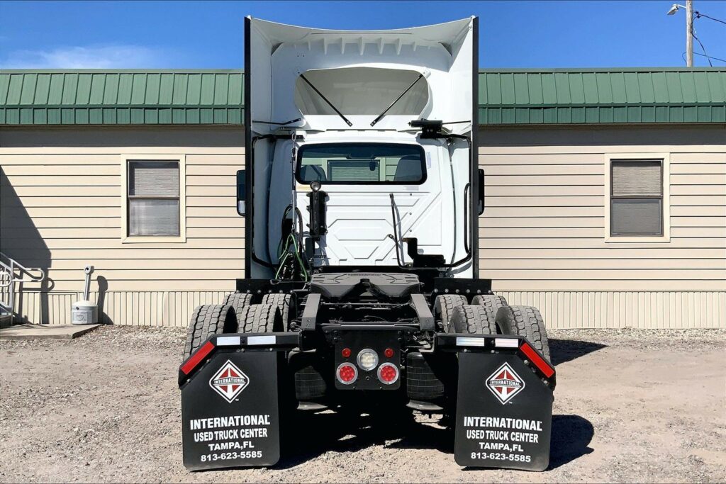 2021 CUM LT625 6×4 Day Cab