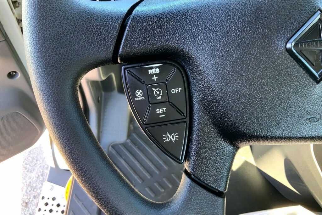 2021 CUM LT625 6×4 Day Cab