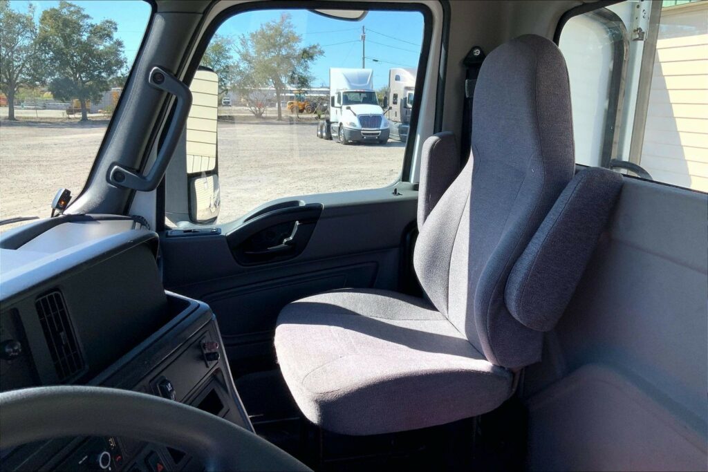 2021 CUM LT625 6×4 Day Cab