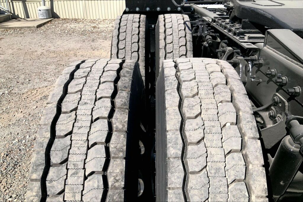 2021 CUM LT625 6×4 Day Cab