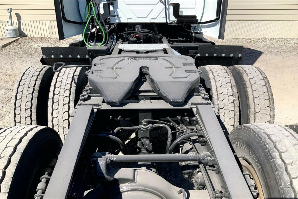 2021 CUM LT625 6×4 Day Cab