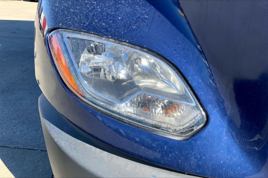 2022 CUM LT625 6×4 Sleeper