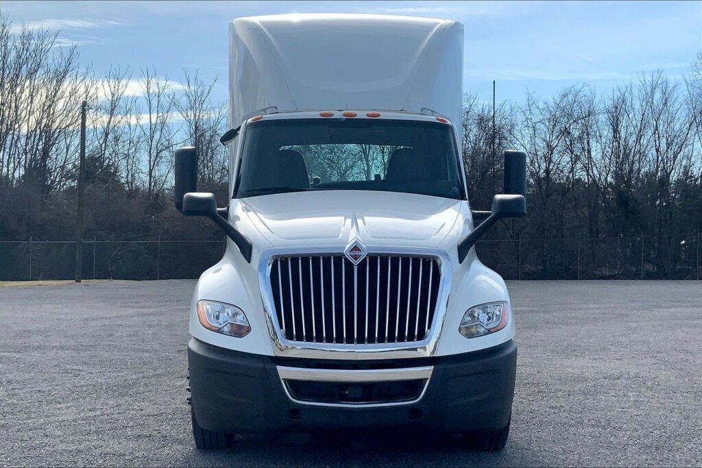 2021 INT LT625 6×4 Day Cab