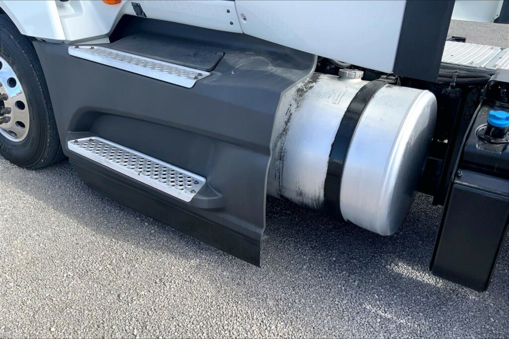 2021 INT LT625 6×4 Day Cab