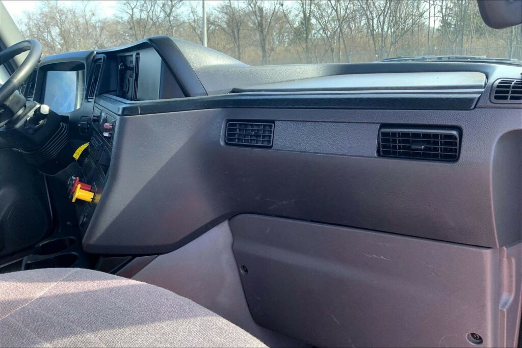 2021 INT LT625 6×4 Day Cab