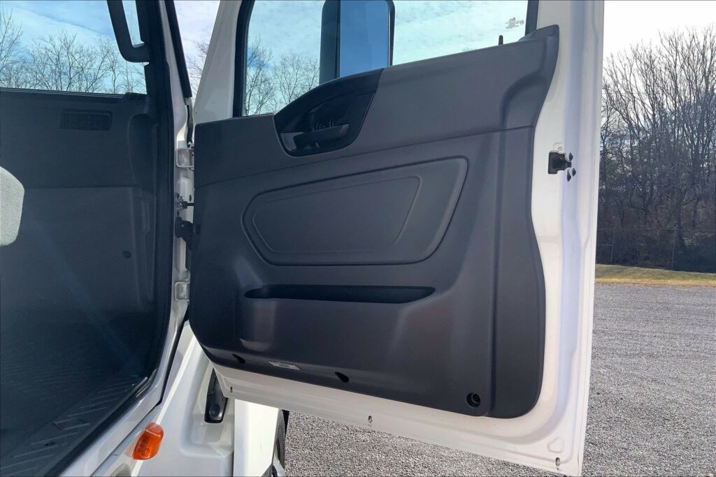 2021 INT LT625 6×4 Day Cab