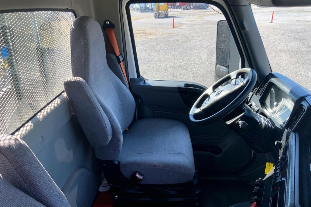 2022 INT LT625 6×4 Day Cab