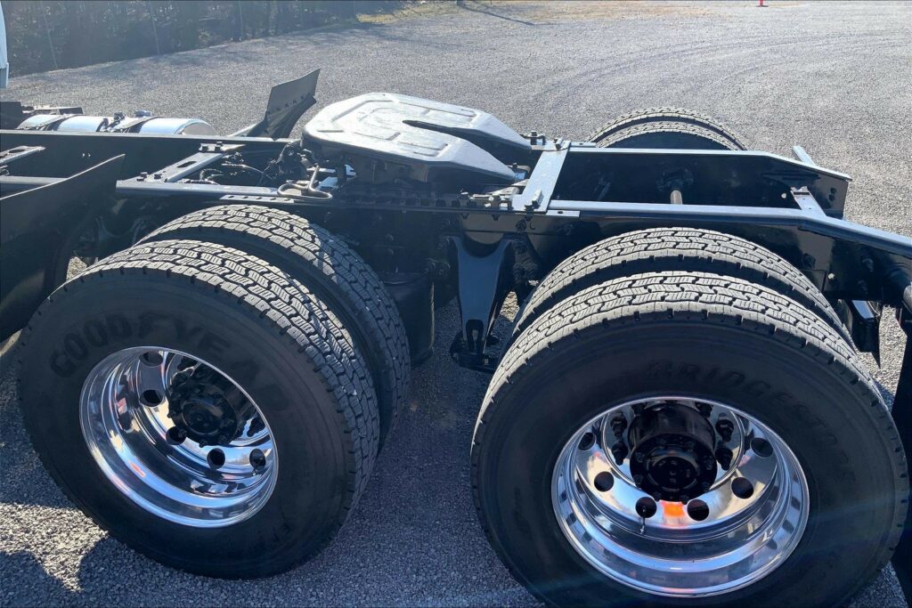 2022 INT LT625 6×4 Day Cab