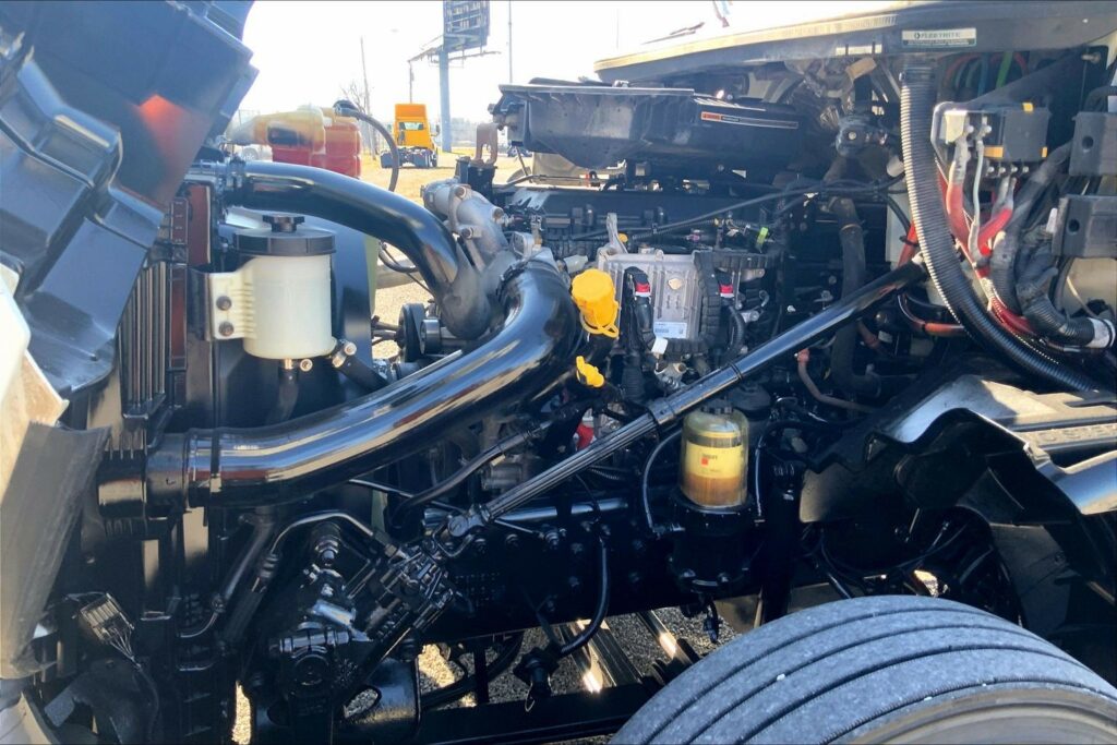 2022 INT LT625 6×4 Day Cab