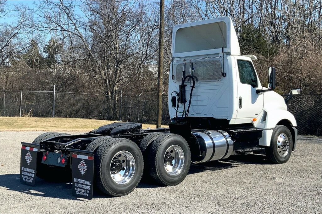 2022 INT LT625 6×4 Day Cab