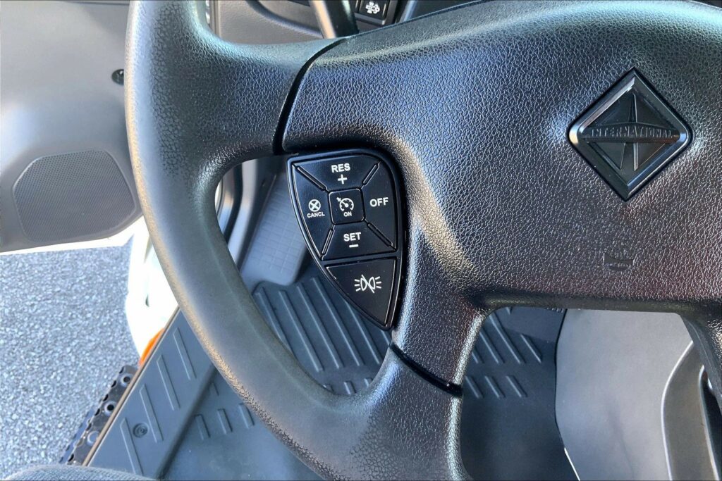 2022 INT LT625 6×4 Day Cab