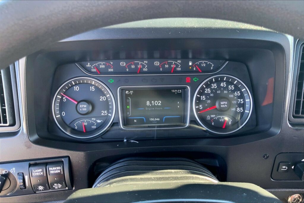 2022 INT LT625 6×4 Day Cab