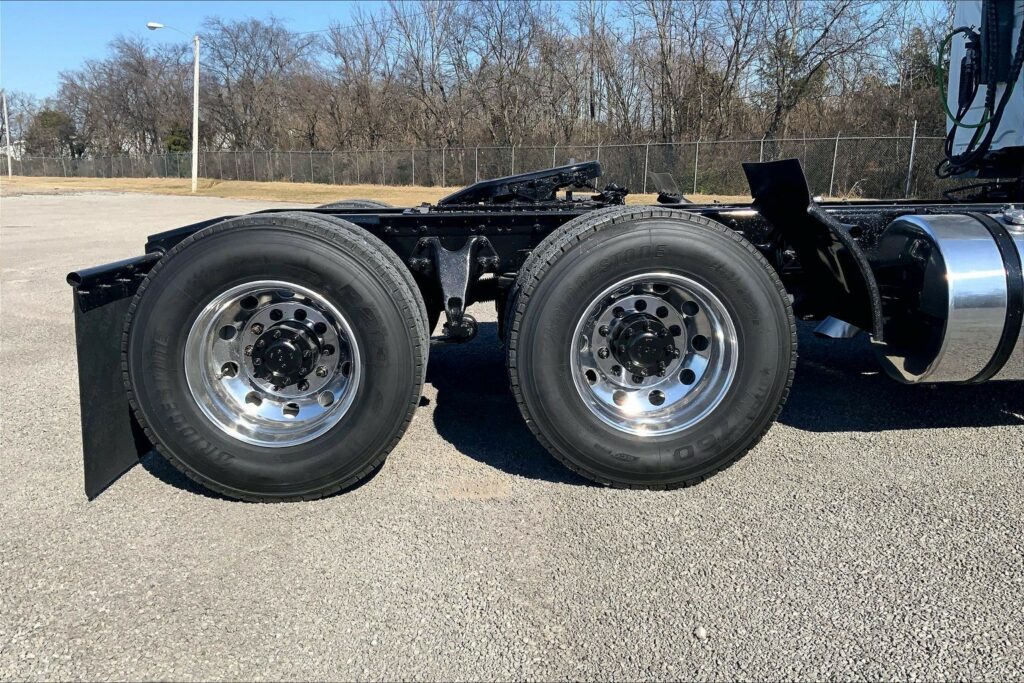 2022 INT LT625 6×4 Day Cab