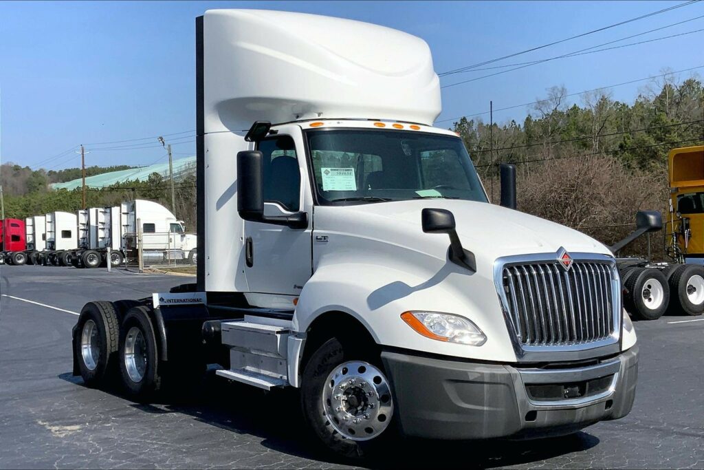2020 INT LT625 6×4 Day Cab
