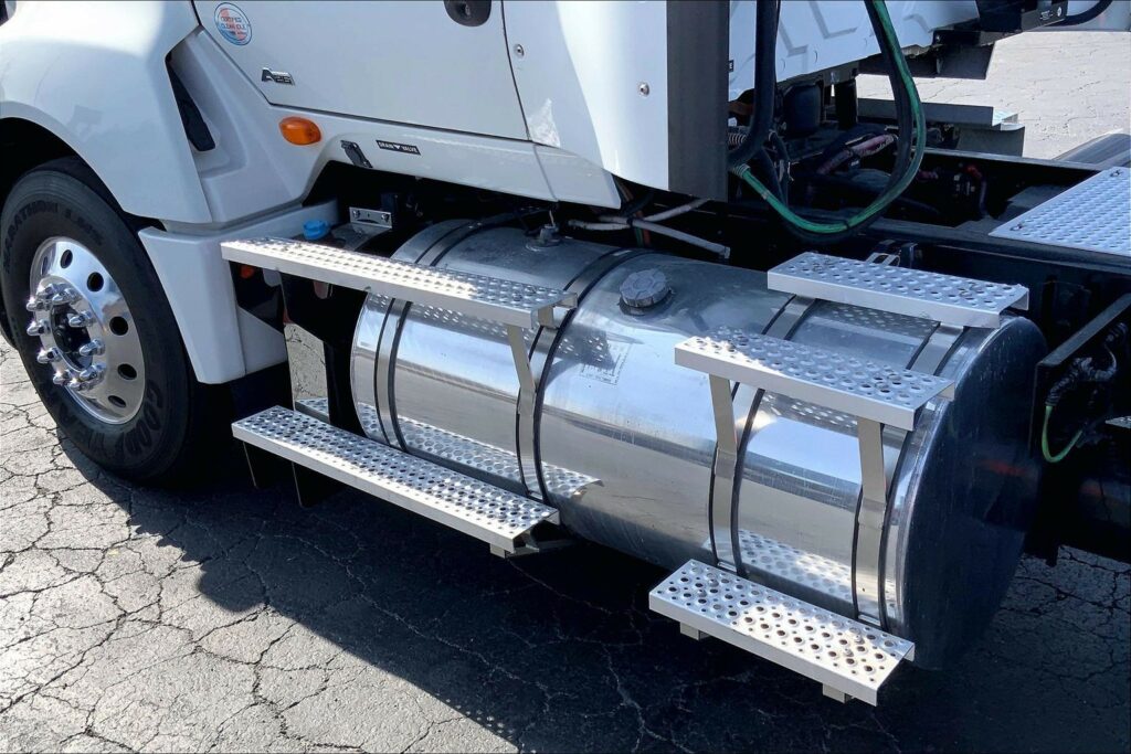 2020 INT LT625 6×4 Day Cab