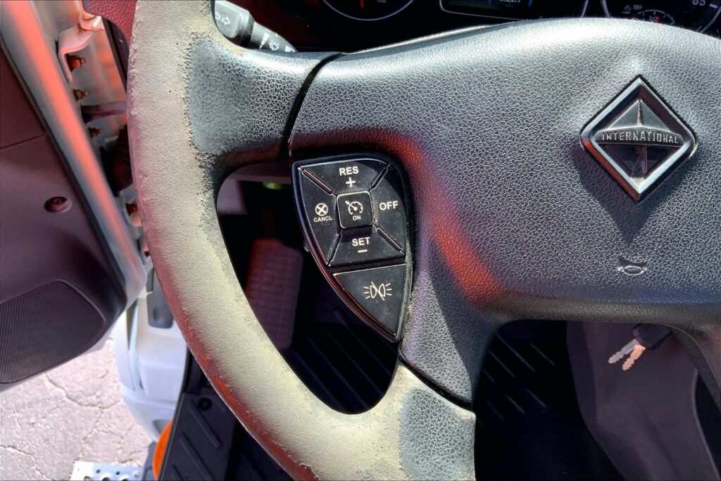 2020 INT LT625 6×4 Day Cab