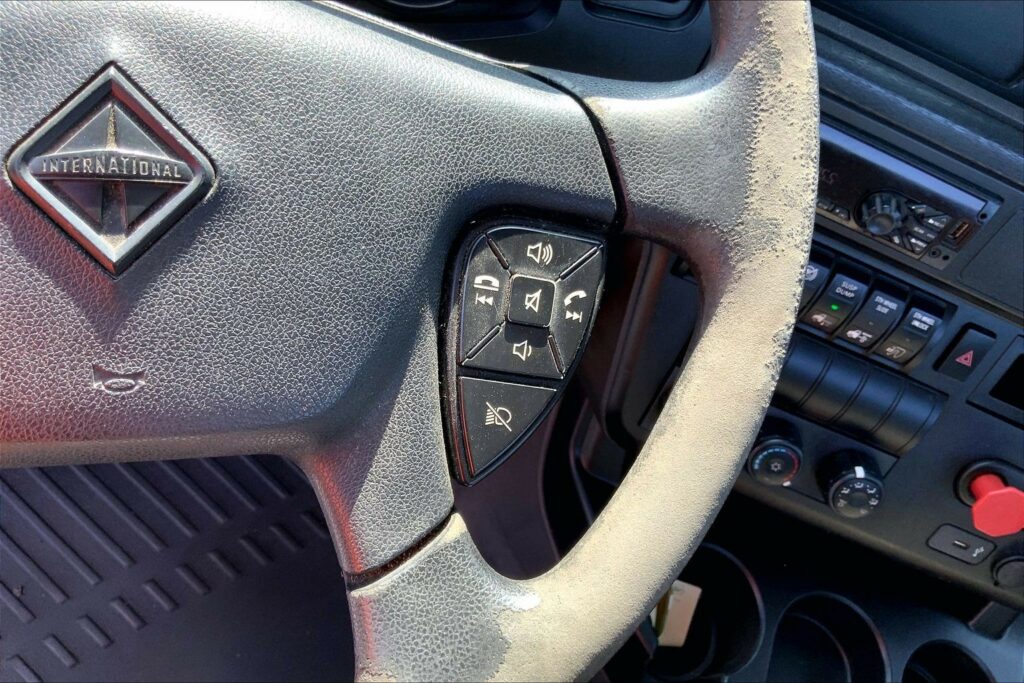 2020 INT LT625 6×4 Day Cab
