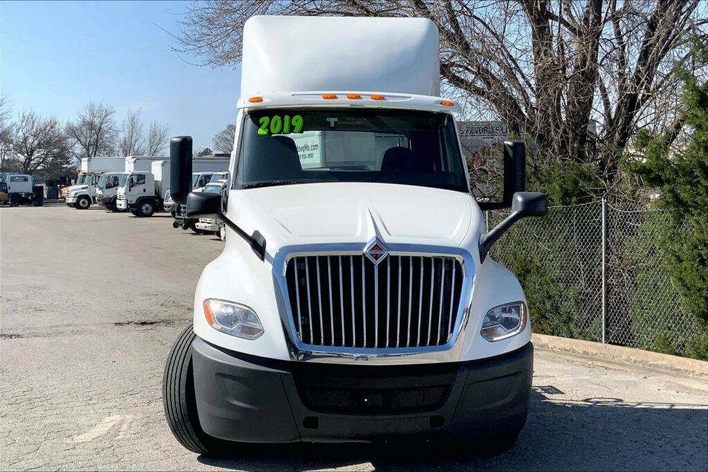 2019 INT LT625 6×4 Day Cab