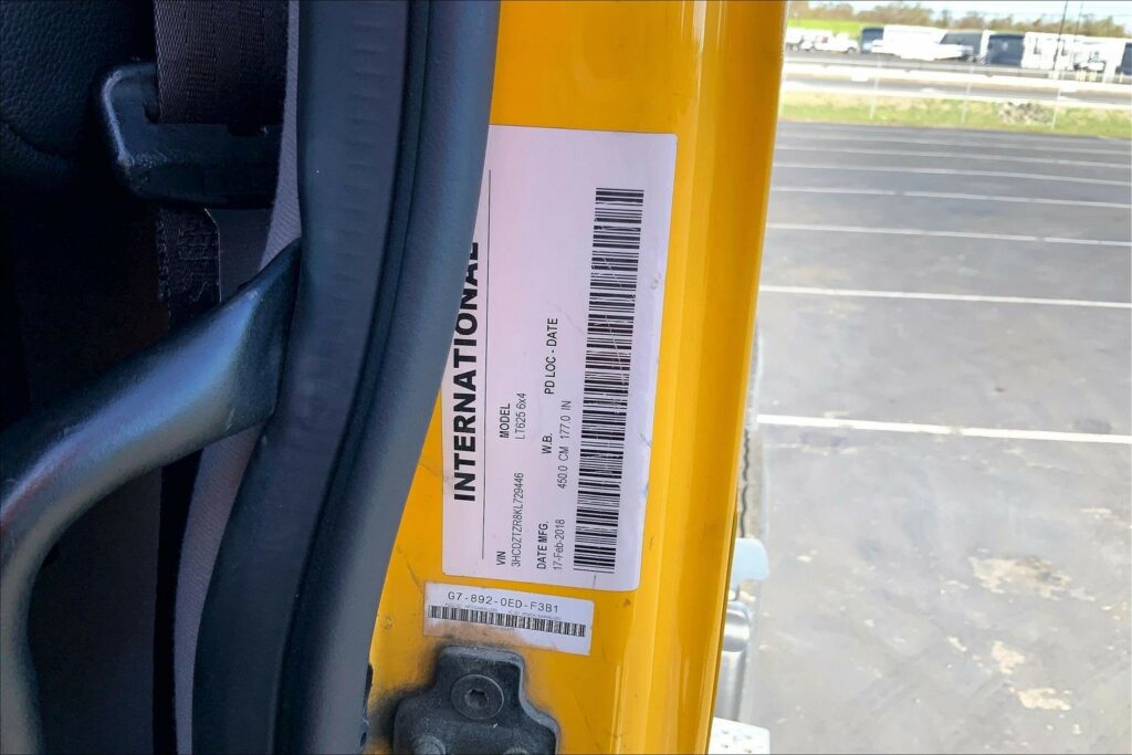 2019 INT LT625 6×4 Day Cab