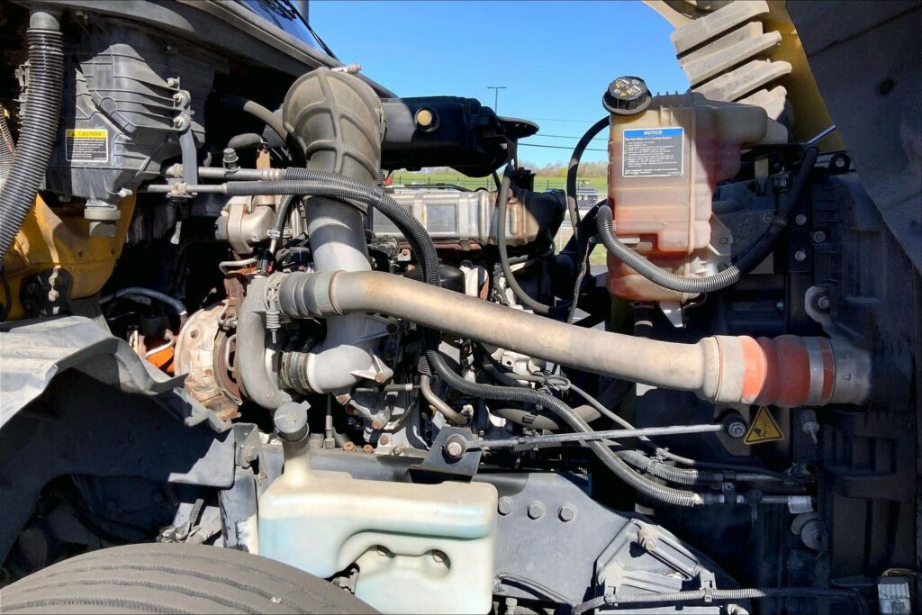 2019 INT LT625 6×4 Day Cab