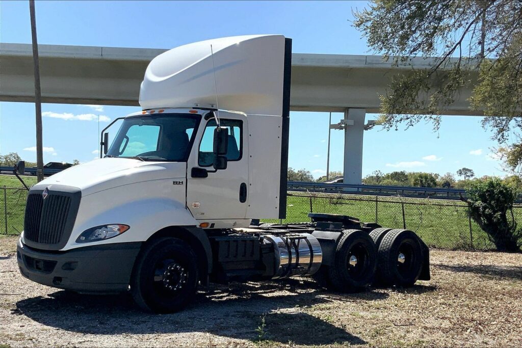 2020 INT RH613 6×4 Day Cab