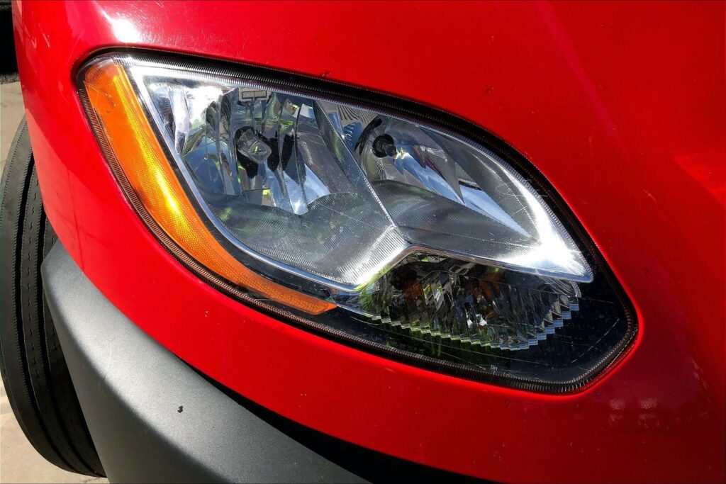 2021 CUM LT625 6×4 Sleeper