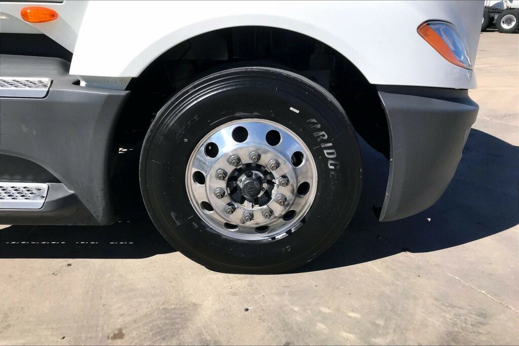 2021 CUM LT625 6×4 Day Cab