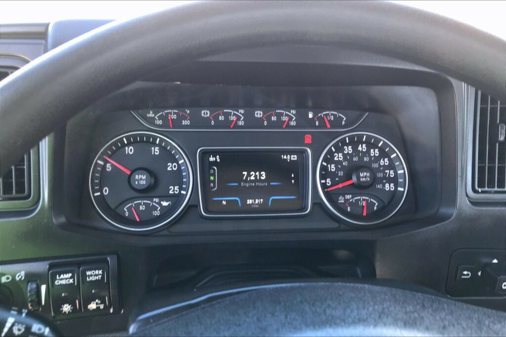 2021 CUM LT625 6×4 Day Cab