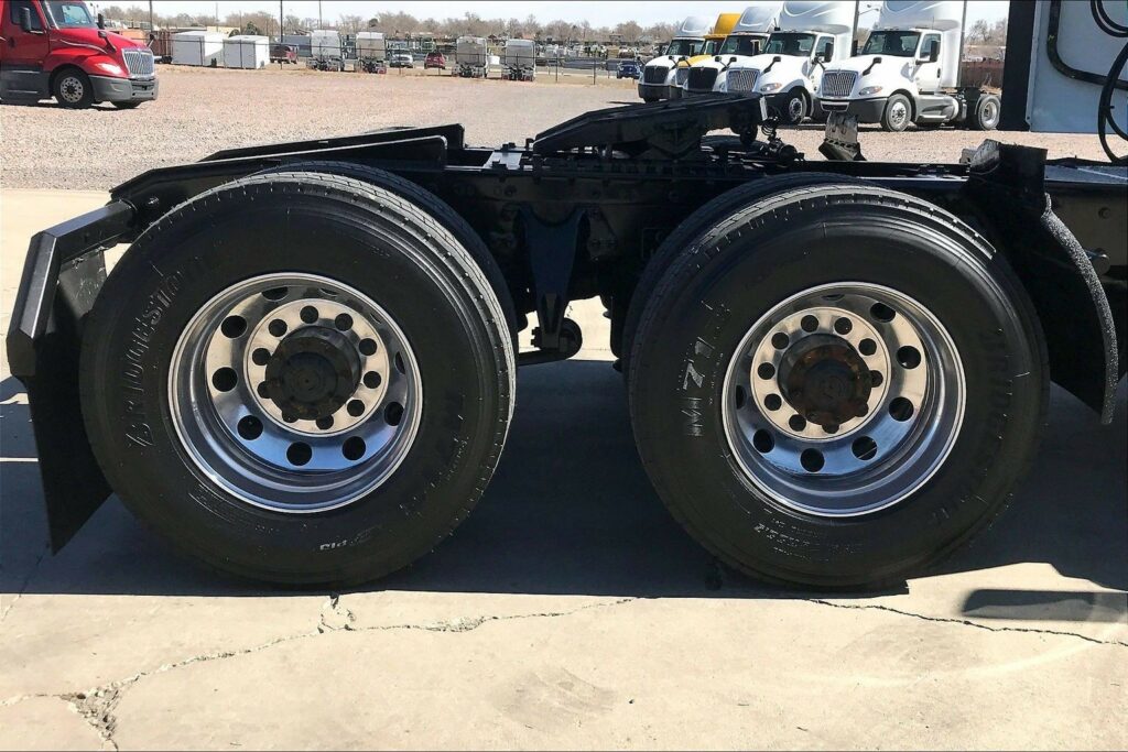 2021 CUM LT625 6×4 Day Cab