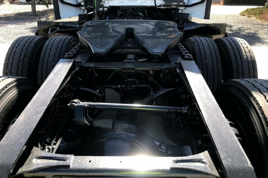 2021 CUM LT625 6×4 Day Cab