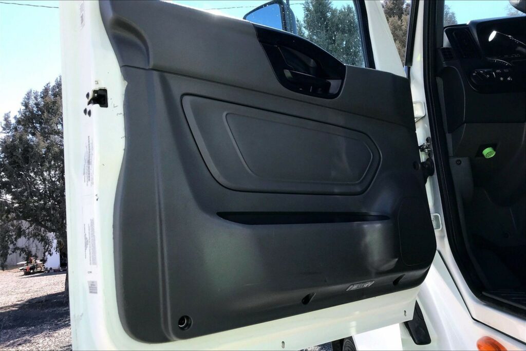 2021 CUM LT625 6×4 Day Cab