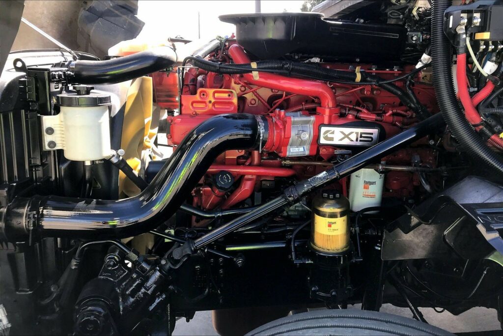 2021 CUM LT625 6×4 Day Cab