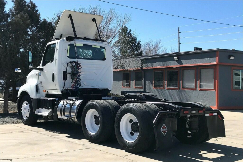 2021 CUM LT625 6×4 Day Cab