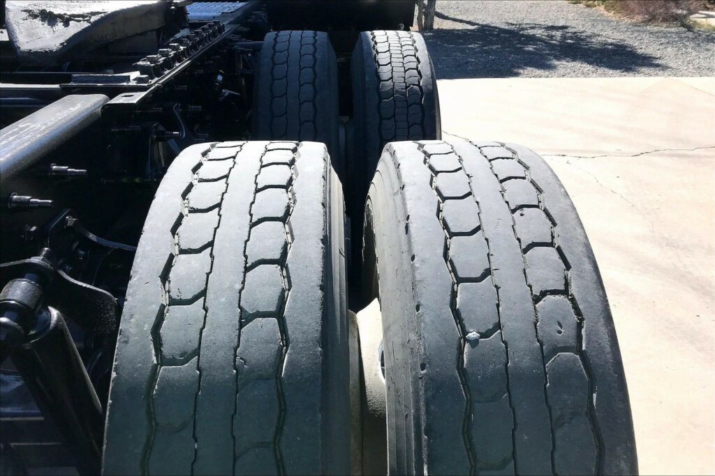 2021 CUM LT625 6×4 Day Cab