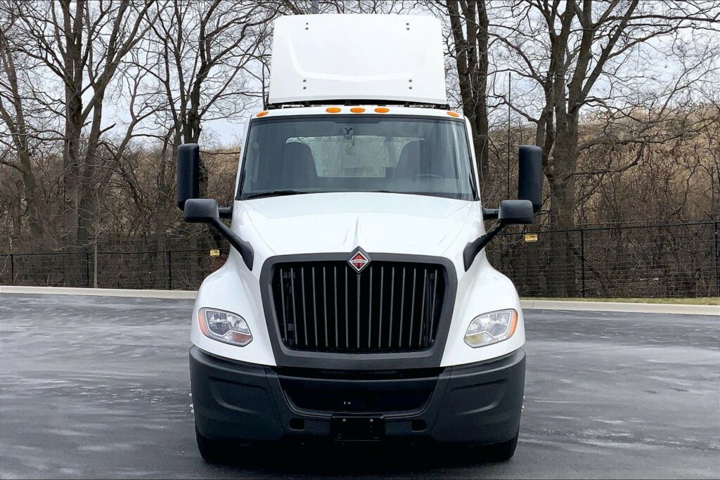 2021 CUM LT625 6×4 Day Cab