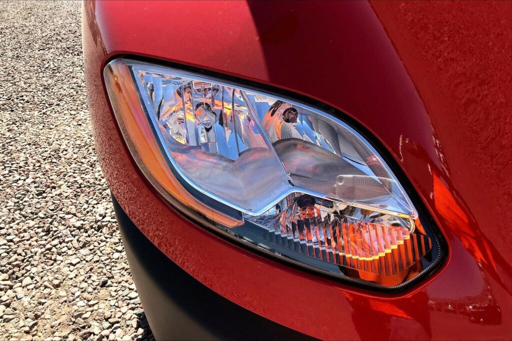 2023 CUM LT625 6X4 Sleeper