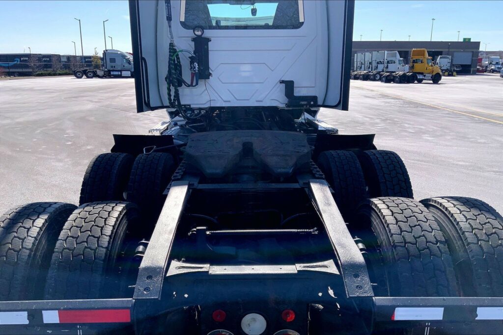 2020 CUM LT625 6×4 Day Cab