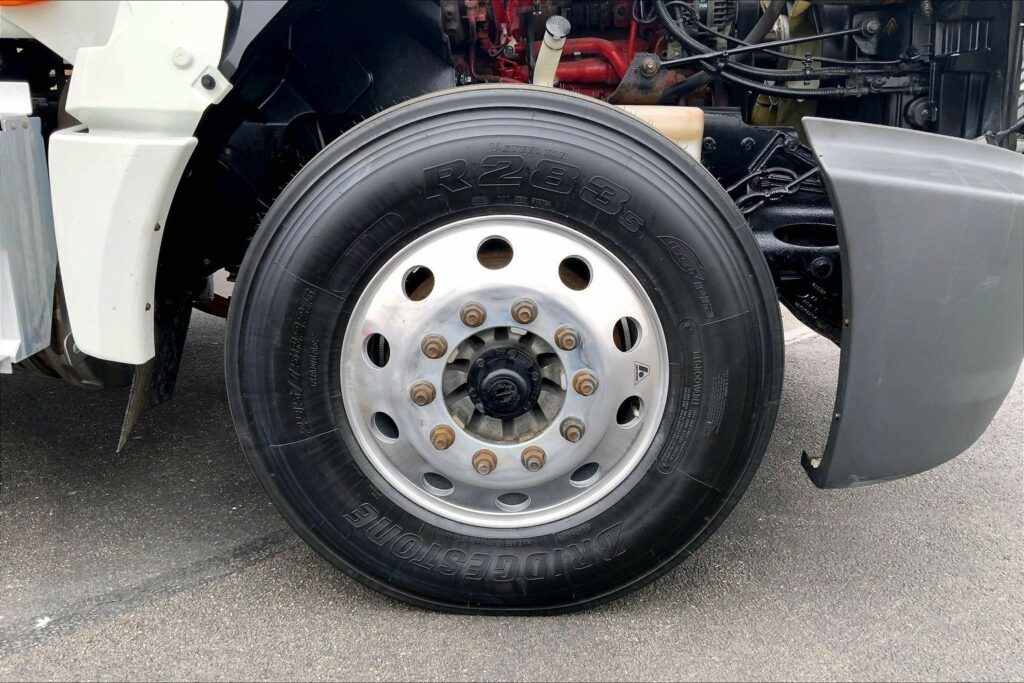 2020 CUM LT625 6×4 Day Cab