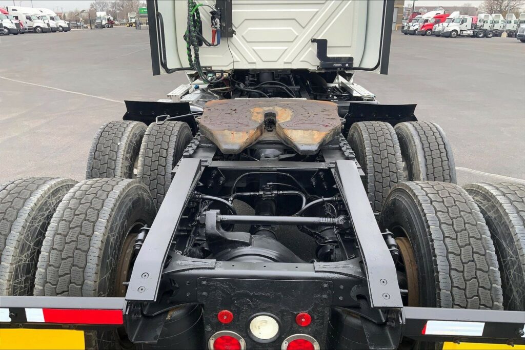 2020 CUM LT625 6×4 Day Cab