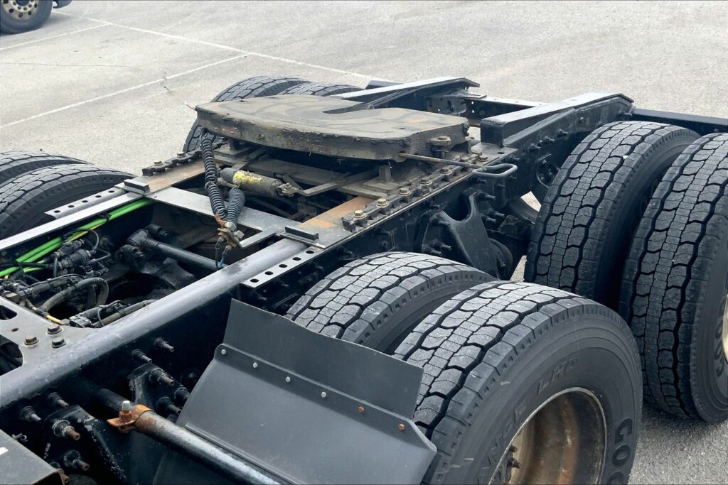 2021 CUM LT625 6×4 Day Cab