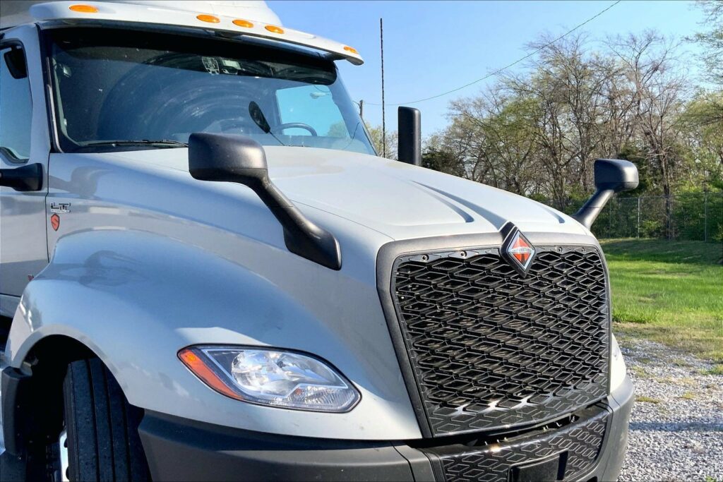 2026 INT LT625 6X4 Sleeper