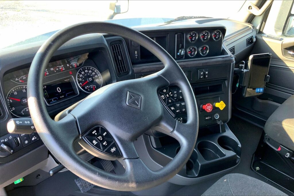 2026 INT LT625 6X4 Sleeper